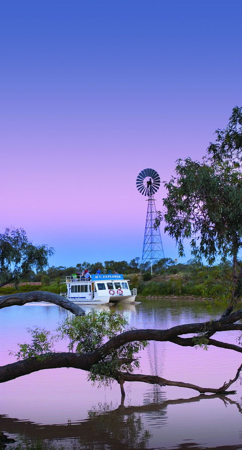 Thomson River, Longreach - Broome Tourism 1