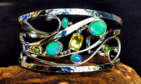 Australian Outback Opals - Broome Tourism 0