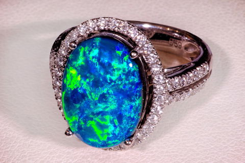 Australian Outback Opals - Broome Tourism 1