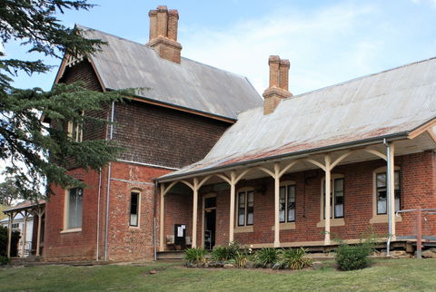 Carcoar Hospital Museum - Broome Tourism 0