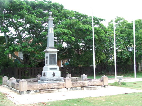 Graceville Memorial Park - Broome Tourism 0