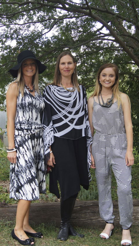 Sacs On Jenkins - Broome Tourism 1