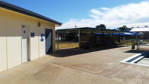Cudal Swimming Pool - Broome Tourism 2