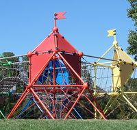 Fadden Pines Playground - Broome Tourism