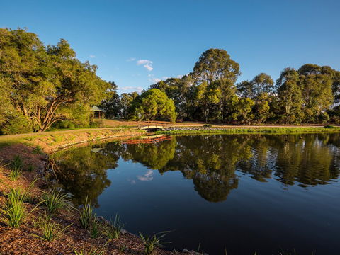 Riverdale Park - Broome Tourism 1