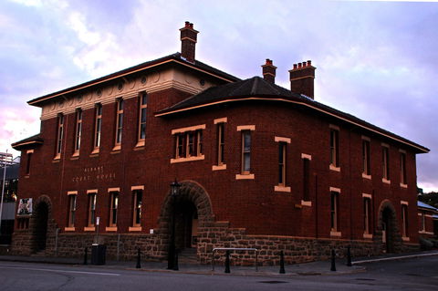 Albany Courthouse - Broome Tourism 0