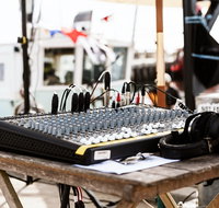 Apollo Bay Radio 87.6 FM - Broome Tourism