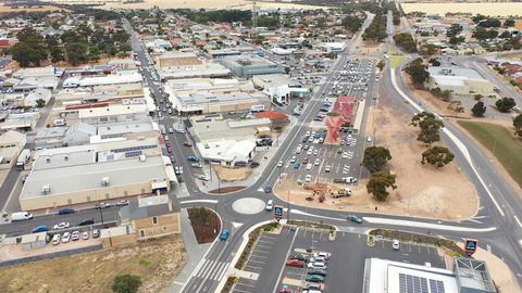 Kadina Shopping - Broome Tourism 1