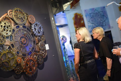 GlassXpressions Art Gallery - Broome Tourism 0