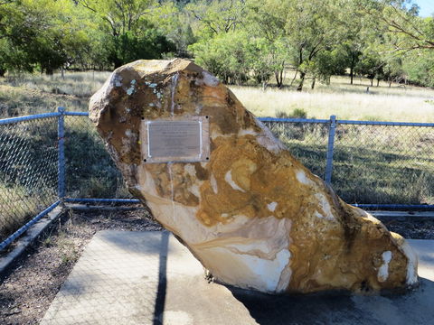 John Oxley Monument - Broome Tourism 0