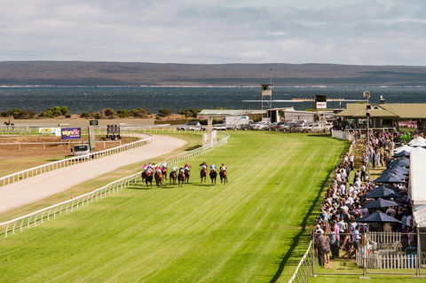 Port Lincoln Racing Club Inc - Broome Tourism 0