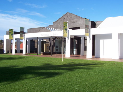 Warrnambool Art Gallery - Broome Tourism 0