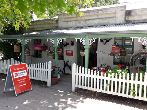 Zambezi Crafts - Broome Tourism 0