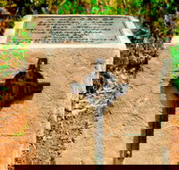 Avro Anson A4-4 Memorial - Broome Tourism
