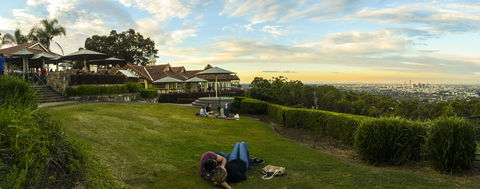 Brisbane Lookout Mount Coot-tha - Broome Tourism 0