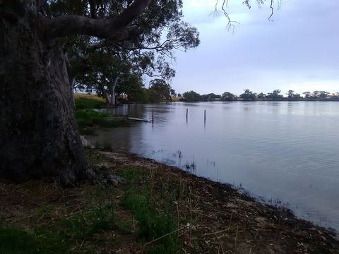 Cockatoo Lake Recreation Reserve - Broome Tourism 1