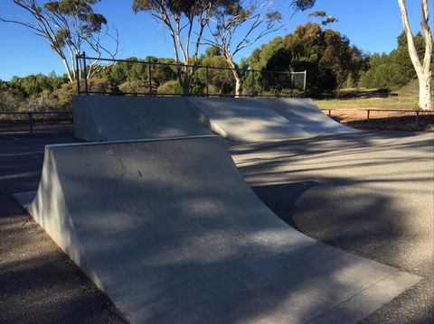 Moonta Skatepark - Broome Tourism 1