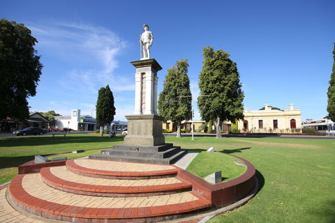Naracoorte Town Square - Broome Tourism 0