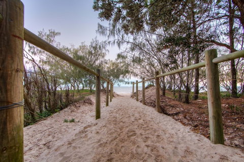Red Beach - Broome Tourism 1