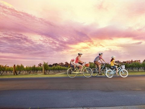 Swan Valley Heritage Cycle Trail - Broome Tourism 0