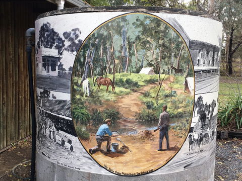 Tatong Tavern Water Tank - Broome Tourism 0
