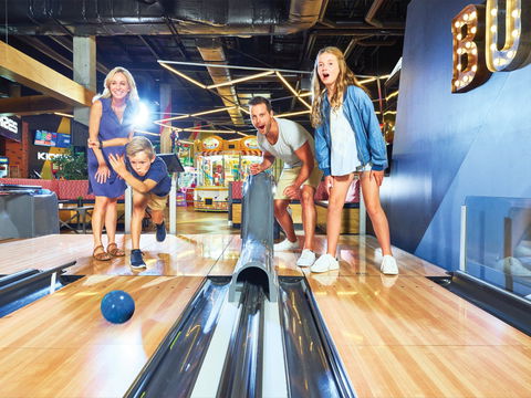 Timezone Coolangatta - Broome Tourism 0