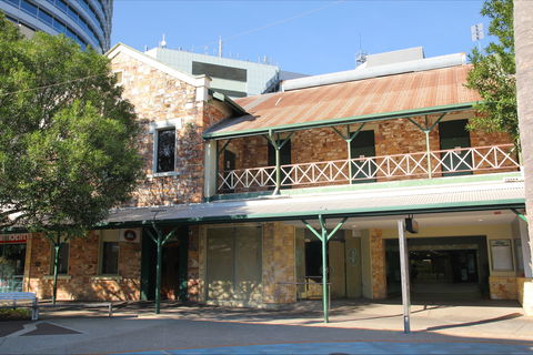 Victoria Hotel (the Vic), Darwin - Broome Tourism 0