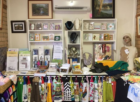 Mulwaree Arts Inc. - Broome Tourism 0