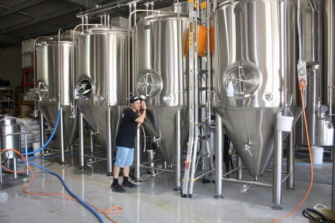 Hipster Sipster Brewery & Distillery Tour - Northern NSW - Broome Tourism 14