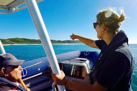 Julian Rocks Byron Bay Cruise - Broome Tourism 4