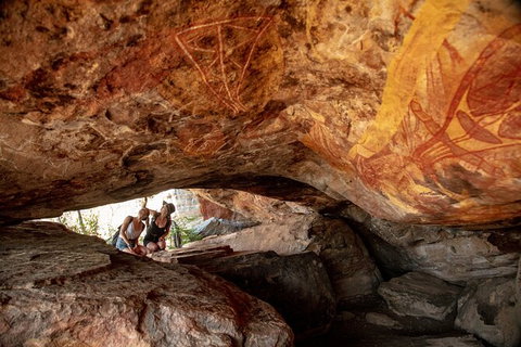Arnhem Land Injalak Hill Full-Day Tour From Jabiru - Broome Tourism 1