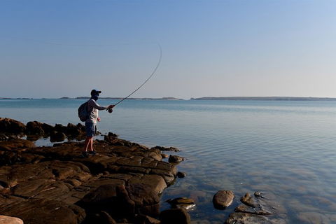 Groote Eylandt Tour: Hanging Rock Cave Paintings - Broome Tourism 1