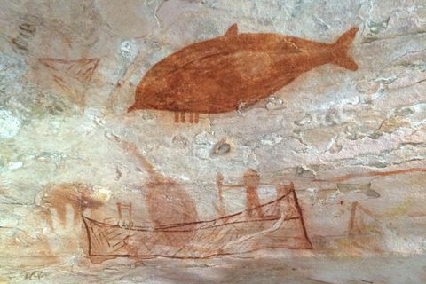 Groote Eylandt Tour: Hanging Rock Cave Paintings - Broome Tourism 3