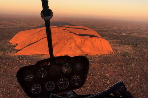 Helicopter Scenic: Uluru Rock Blast - Broome Tourism 2