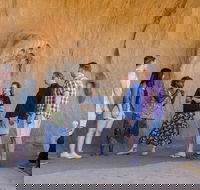 Discover Uluru Aboriginal Art  Culture 4.5 Hours Tour - Broome Tourism