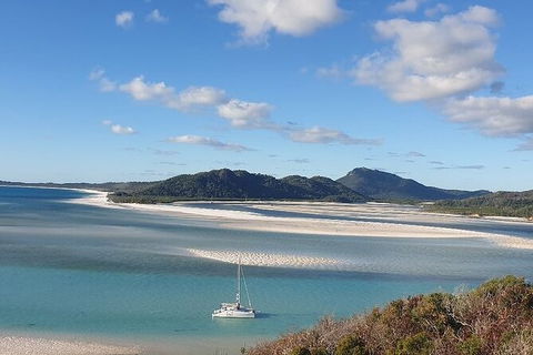 2-Night Whitsundays Sailing Cruise Incl. Whitehaven Beach & Great Barrier Reef - Broome Tourism 8