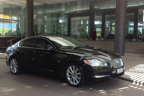 Jaguar Limousine Transfer Cairns Airport To City Or Return - Broome Tourism 5
