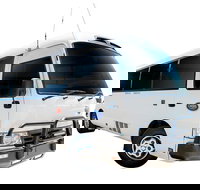 Corporate Bus Private Transfer Cairns Airport - Cairns City. - Broome Tourism