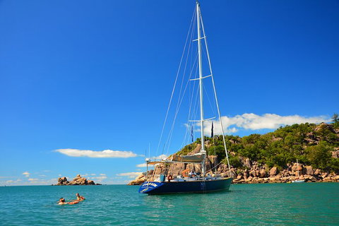Helicopter And Magnetic Island Sailing - Broome Tourism 1
