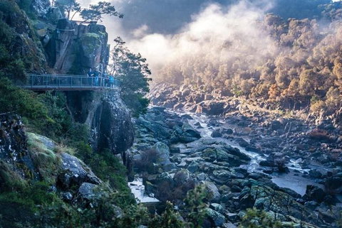 3.5 Hours Walking Tour To Cataract Gorge With Local Guide - Broome Tourism 0