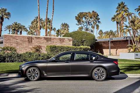 BMW Car Melbourne Airport To CBD - Broome Tourism 2