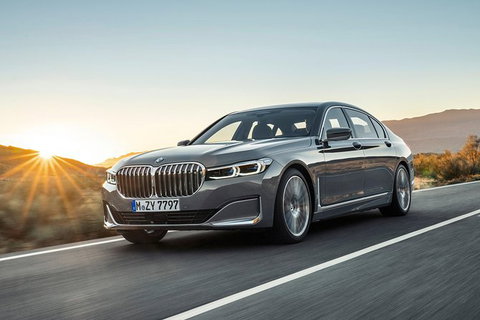 BMW Car Melbourne Airport To CBD - Broome Tourism 1