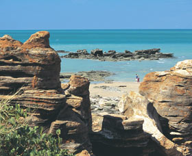 Reddell Beach - Broome Tourism 0