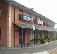 Rose  Crown Hotel - Broome Tourism