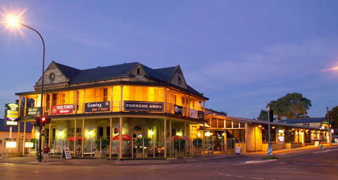 Torrens Arms Hotel - Broome Tourism 0
