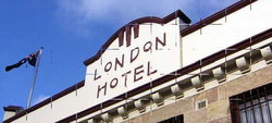 London Hotel And Restaurant - Broome Tourism 0