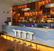 Pontoon Bar - Broome Tourism