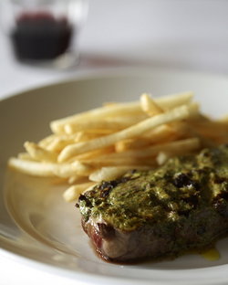 Bistro Moncur - Broome Tourism 3