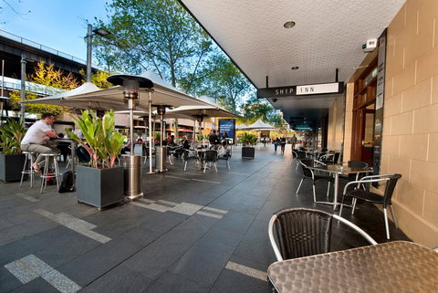 Ship Inn - Broome Tourism 0