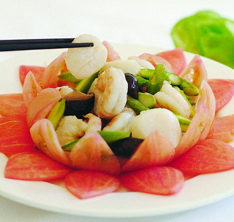 Mandarin Court Restaurant - Broome Tourism 1
